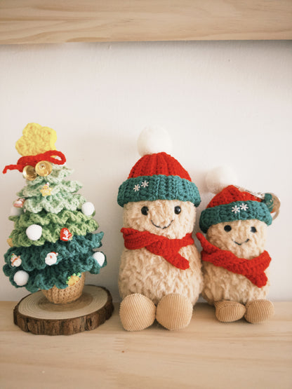 Christmas Beanie and Scarf for Keychain Peanut